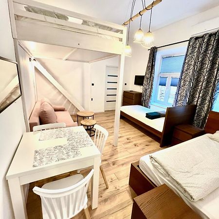 Pokoje Goscinne Wislna Krakau Exterior foto