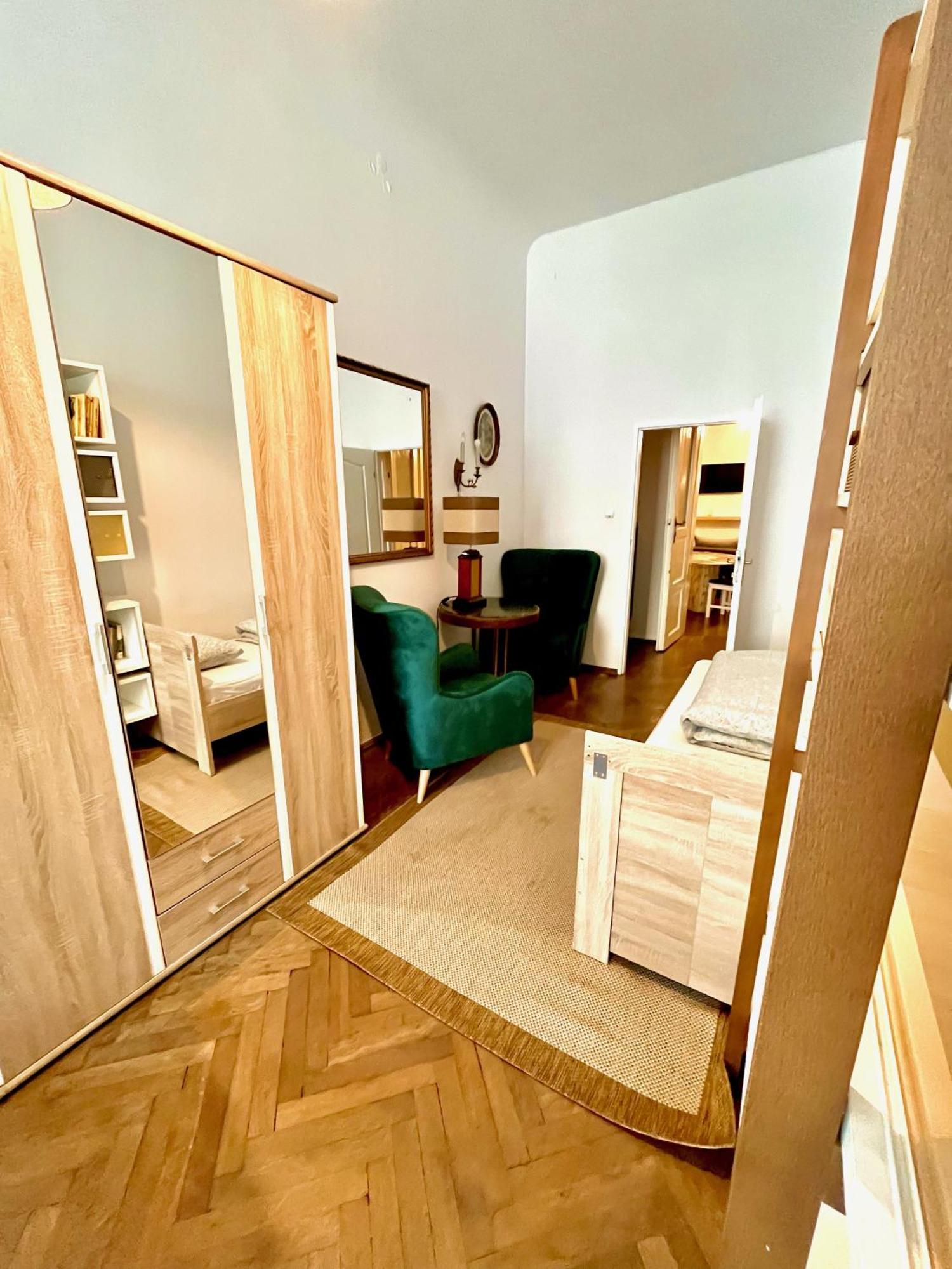 Pokoje Goscinne Wislna Krakau Exterior foto